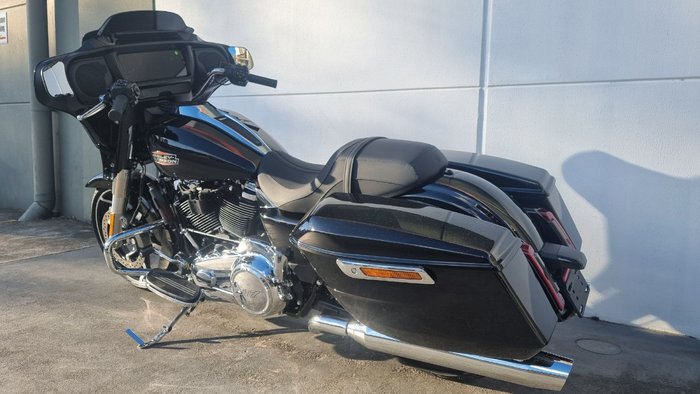 2025 Harley-davidson FLHX STREET GLIDE (117) Vivid Black