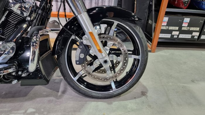 2025 Harley-davidson FLHX STREET GLIDE (117) Vivid Black