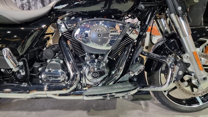 2025 Harley-davidson FLHX STREET GLIDE (117) Vivid Black