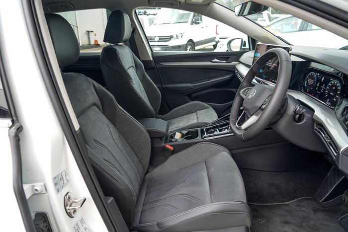 2025 Volkswagen Golf 110TSI Style