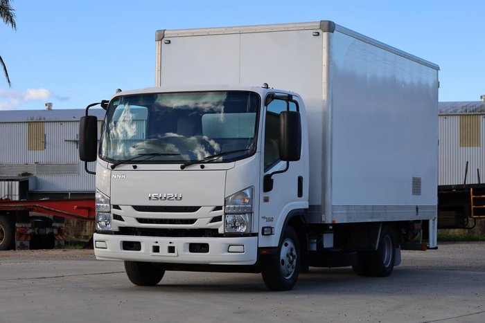 2021 Isuzu N Series NNR 45-150 Pantech White