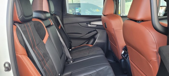 2025 Mazda BT-50 SP