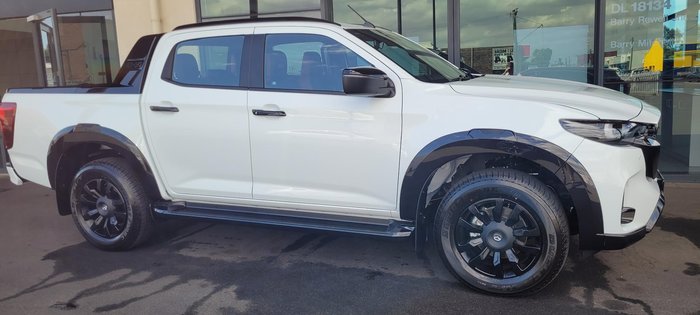 2025 Mazda BT-50 SP