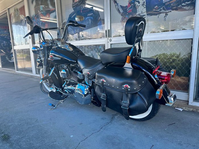 2017 Harley-Davidson Heritage Softail Classic 1690 (FLSTC) Softail Black