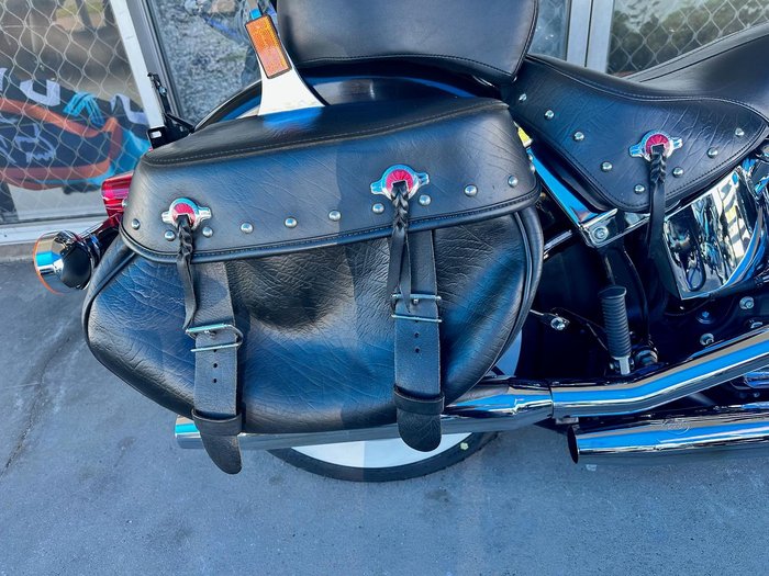 2017 Harley-Davidson Heritage Softail Classic 1690 (FLSTC) Softail Black