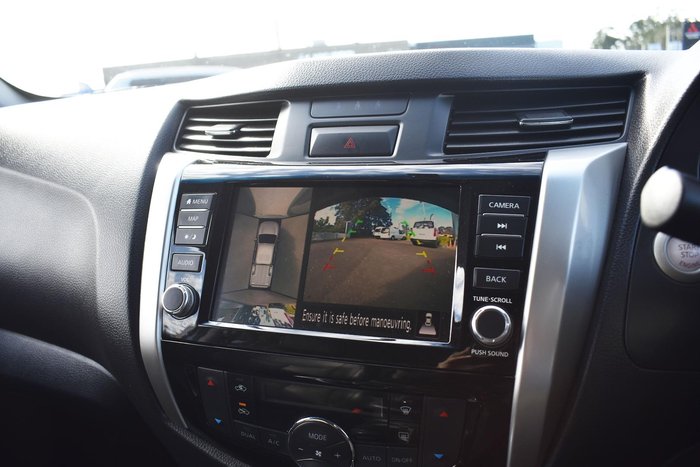 2019 Nissan Navara ST-X D23 Series 3 4X4 Dual Range Brilliant Silver