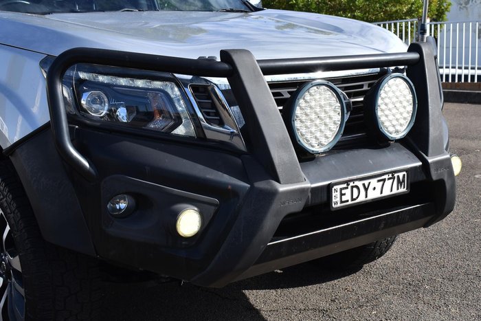 2019 Nissan Navara ST-X D23 Series 3 4X4 Dual Range Brilliant Silver