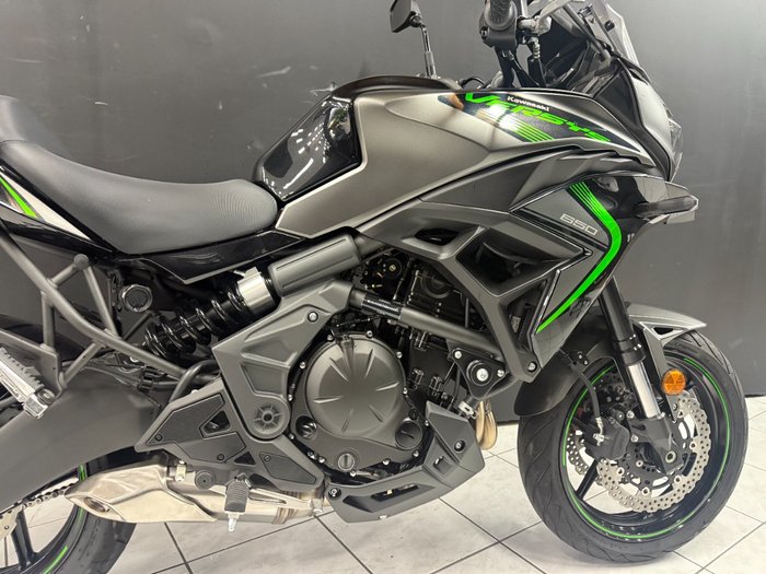 2025 Kawasaki VERSYS 650L (KLE650H) Grey