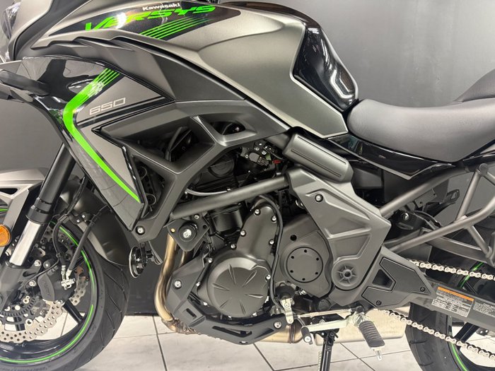 2025 Kawasaki VERSYS 650L (KLE650H) Grey