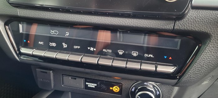 2025 Mazda BT-50 SP