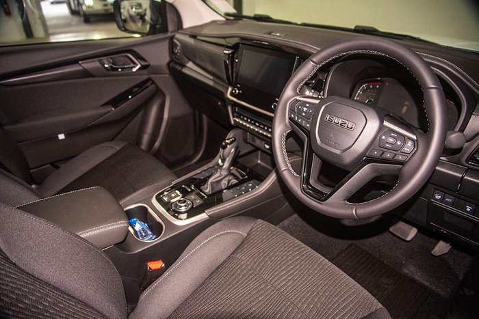 2025 Isuzu MU-X LS-U