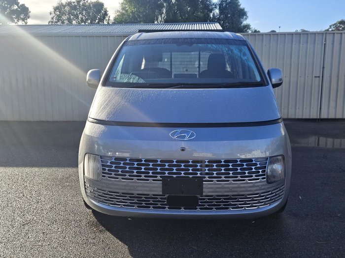 2021 Hyundai STARIA LOAD 