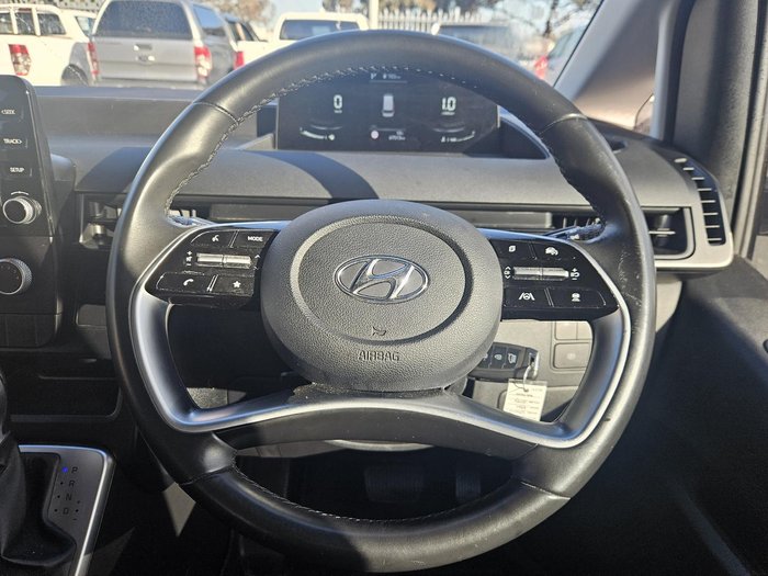 2021 Hyundai STARIA LOAD 