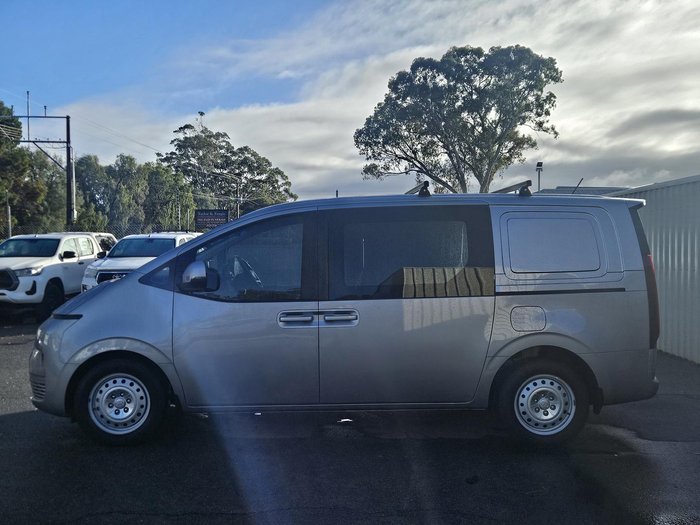 2021 Hyundai STARIA LOAD 