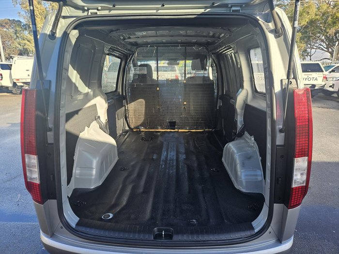 2021 Hyundai STARIA LOAD 