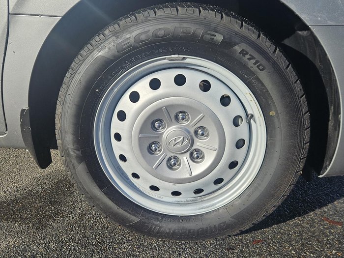 2021 Hyundai STARIA LOAD 