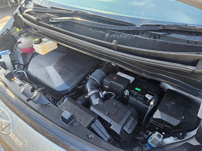 2021 Hyundai STARIA LOAD 