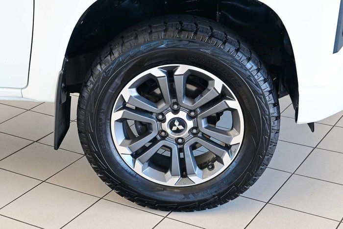 2021 Mitsubishi Triton GLX