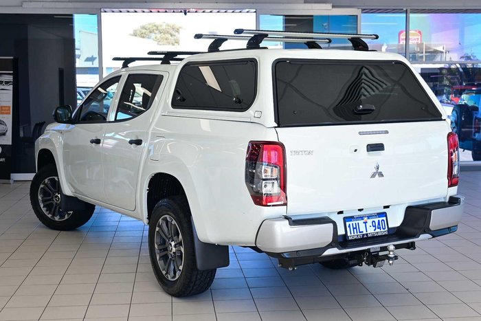 2021 Mitsubishi Triton GLX