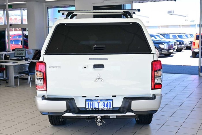 2021 Mitsubishi Triton GLX