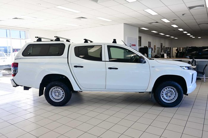 2021 Mitsubishi Triton GLX