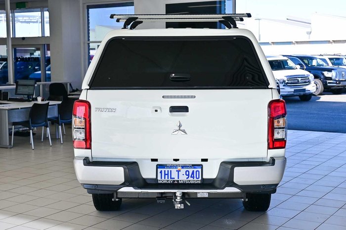 2021 Mitsubishi Triton GLX