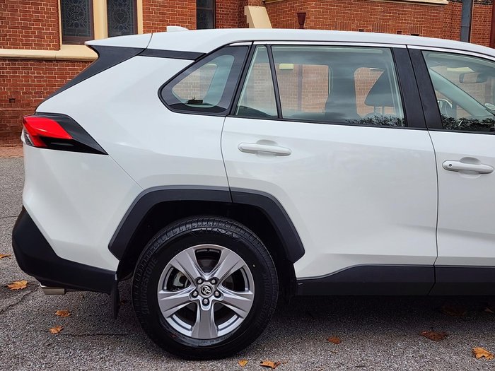 2023 Toyota RAV4 GX