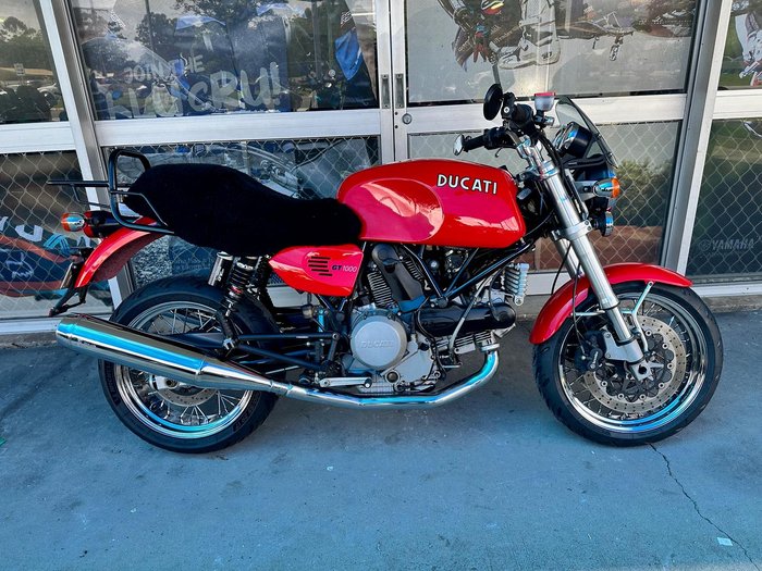 2010 Ducati GT 1000 SportClassic Red