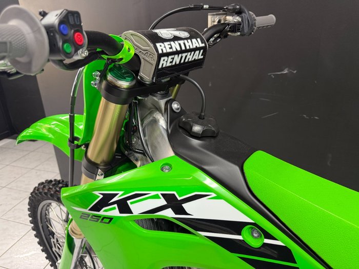 2025 Kawasaki 2025 Kawasaki KX252 MOTOCROSS
