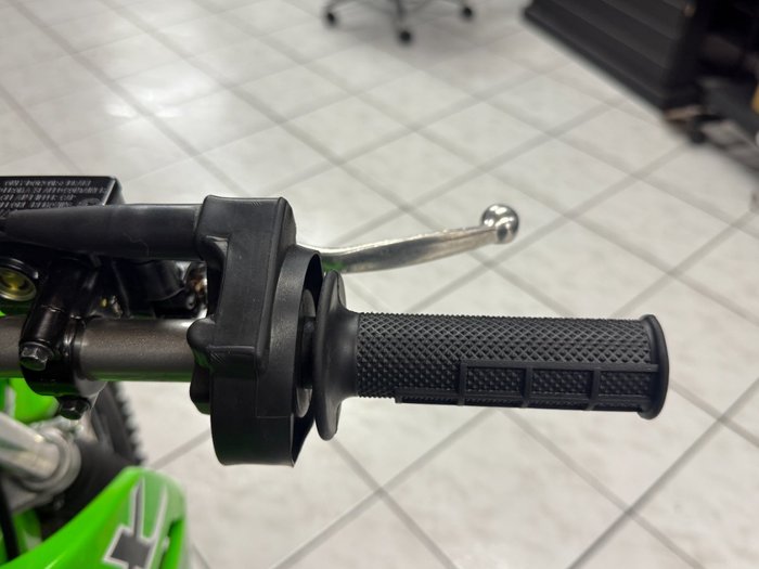 2025 Kawasaki KLX140R Green