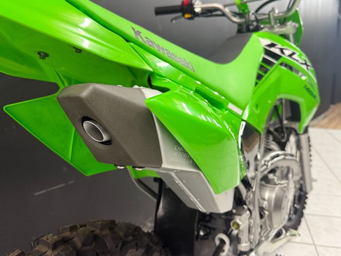 2025 Kawasaki KLX140R Green
