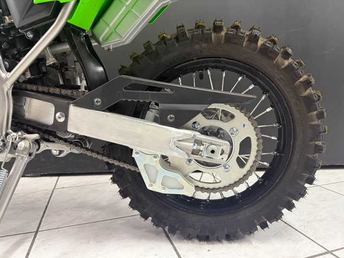 2025 Kawasaki KLX140R Green