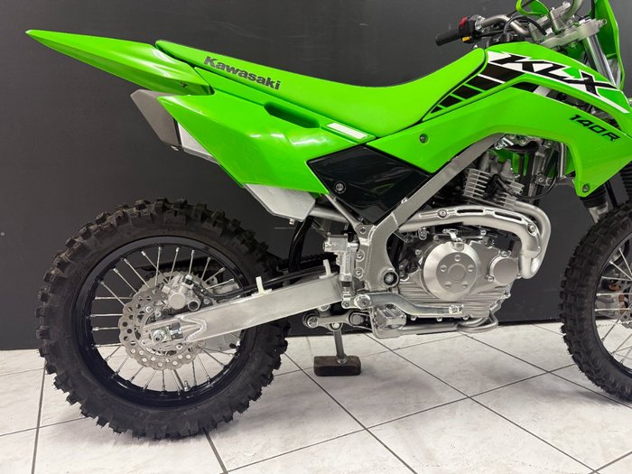 2025 Kawasaki KLX140R Green