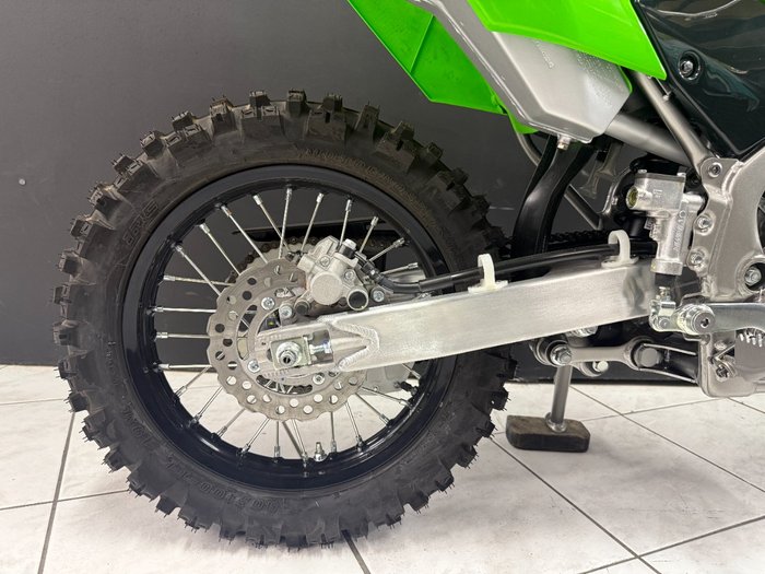 2025 Kawasaki KLX140R Green