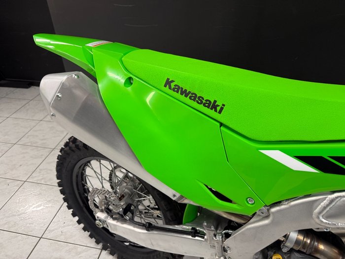 2025 Kawasaki KX450X Green