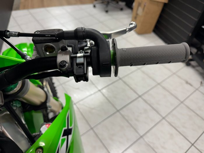 2025 Kawasaki KX450X Green
