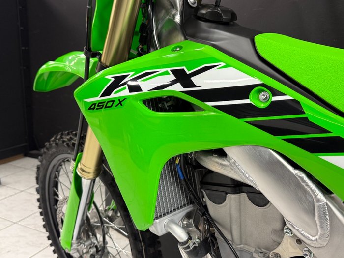 2025 Kawasaki KX450X Green