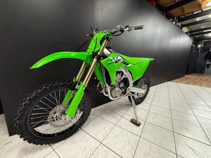 2025 Kawasaki KX450X Green