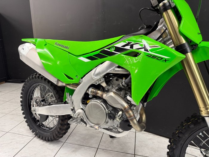 2025 Kawasaki KX450X Green
