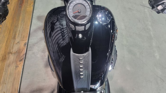 2025 Harley-davidson FLHC HERITAGE CLASSIC (117) Vivid Black