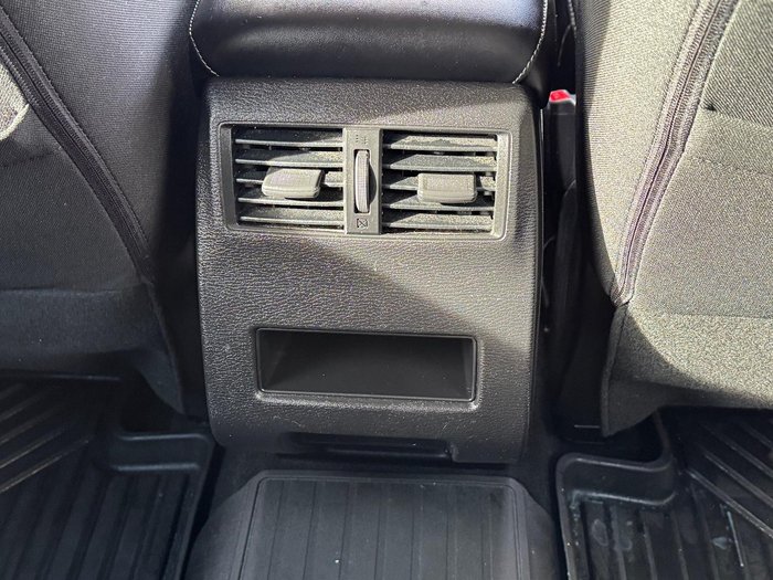 2022 Mitsubishi Outlander LS