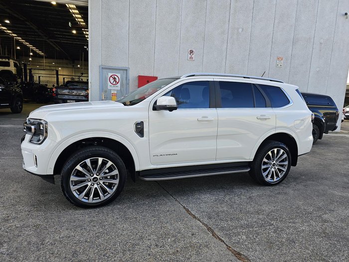 2024 Ford Everest Platinum