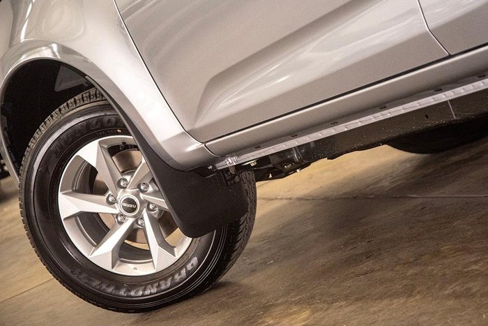 2025 Isuzu D-MAX LS-M