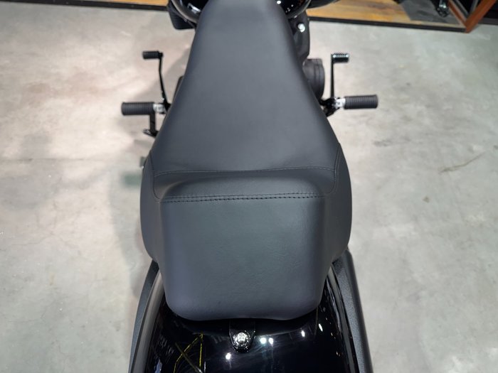 2025 Harley-davidson FXLRS LOW RIDER S (117) Vivid Black