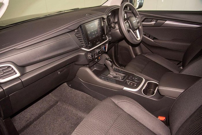 2025 Isuzu MU-X LS-M