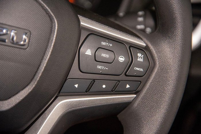 2025 Isuzu MU-X LS-M