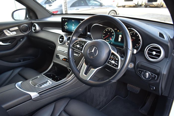 2022 Mercedes-Benz GLC-Class GLC200