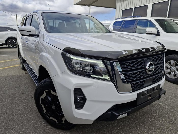 2023 Nissan Navara ST-X