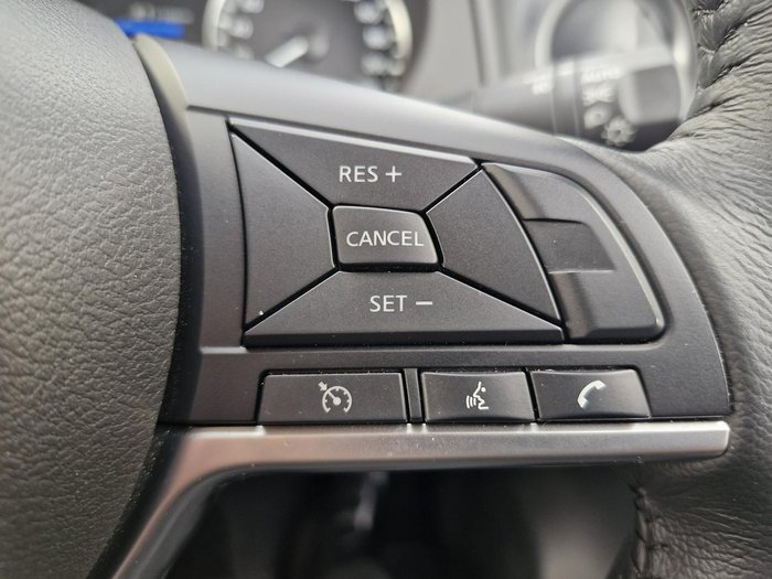 2023 Nissan Navara ST-X