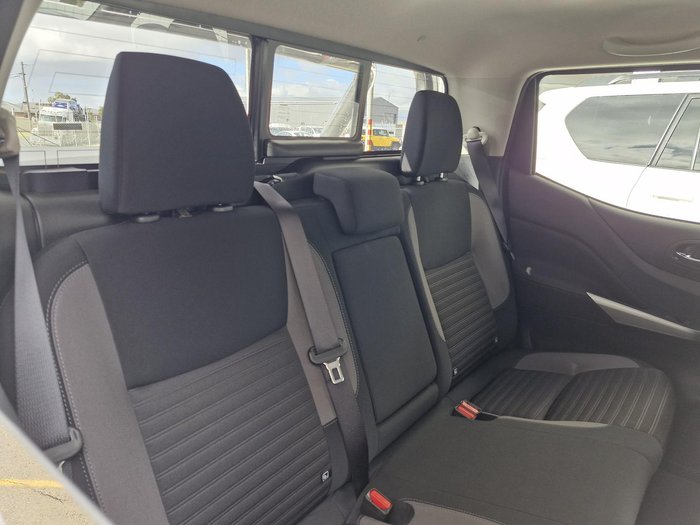 2023 Nissan Navara ST-X